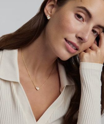 The Tatum Short Pendant Necklace in Neutral Mix