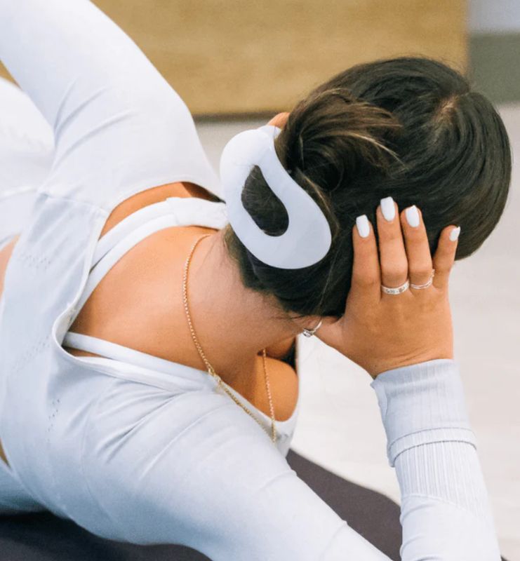 Teleties™ Flat Round Hair Clip | Coconut White