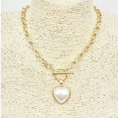 The Axle Gold Pearl Necklace