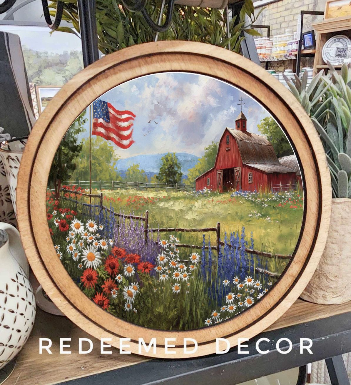 Round Framed Art | Patriotic Farm 8"