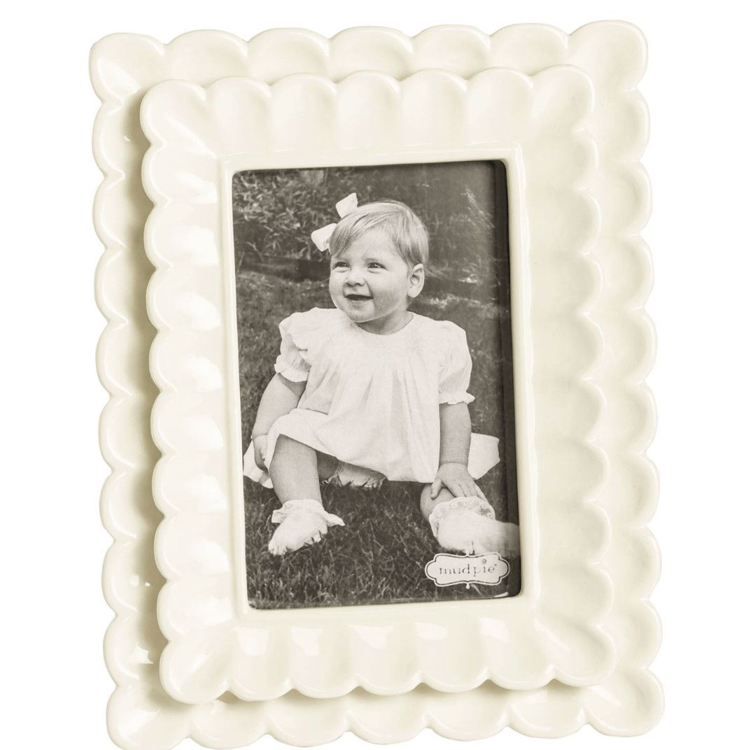 White Double Scalloped Frame | 4X6