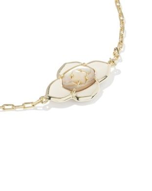 The Abbie Medallion Chain Bracelet in Gold Neutral Mix