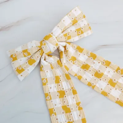 Daisy Picnic Gingham Bow Hair Clip