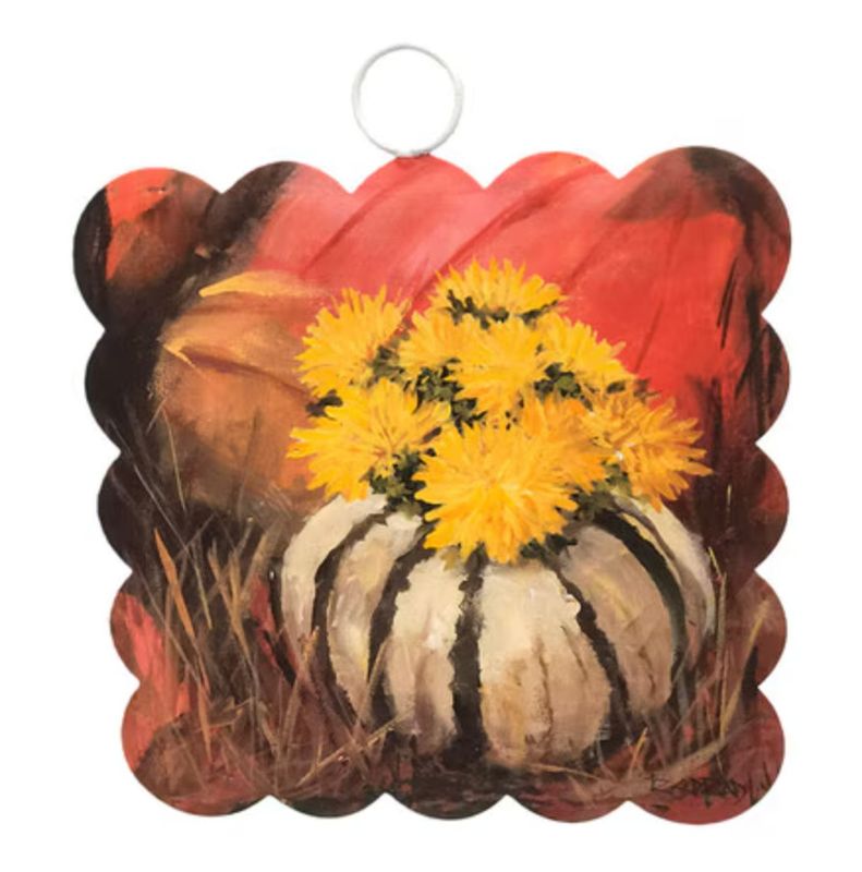 Round Top© Attachment | Mini Gallery Scallop Gourd &amp; Spider Mums