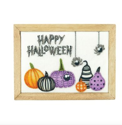 Embellished Halloween Wreath Shelf Sitter