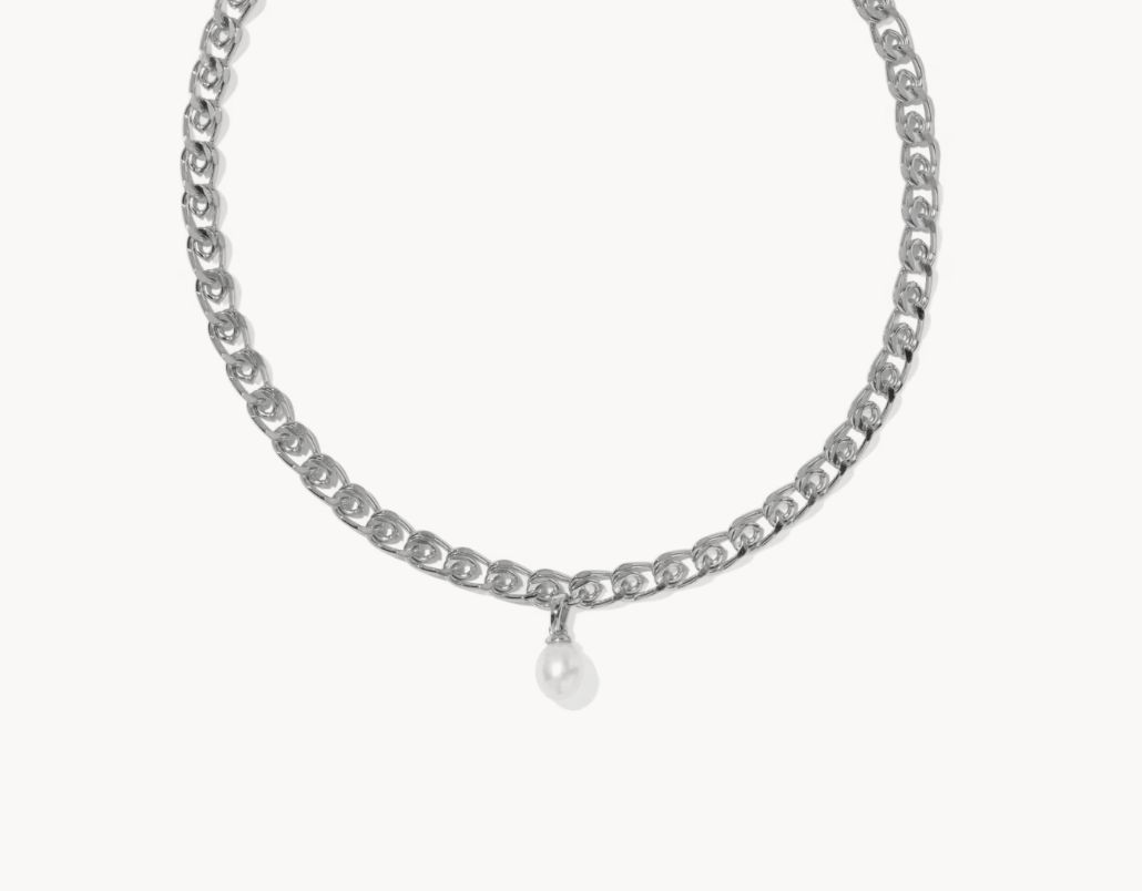 Oakland Pearl Chain Necklace in SIlver