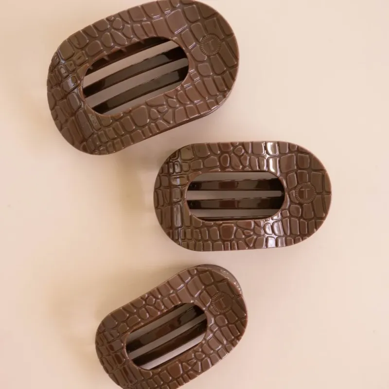 Teleties™ Flat Round Hair Clip | Brown Crocodile