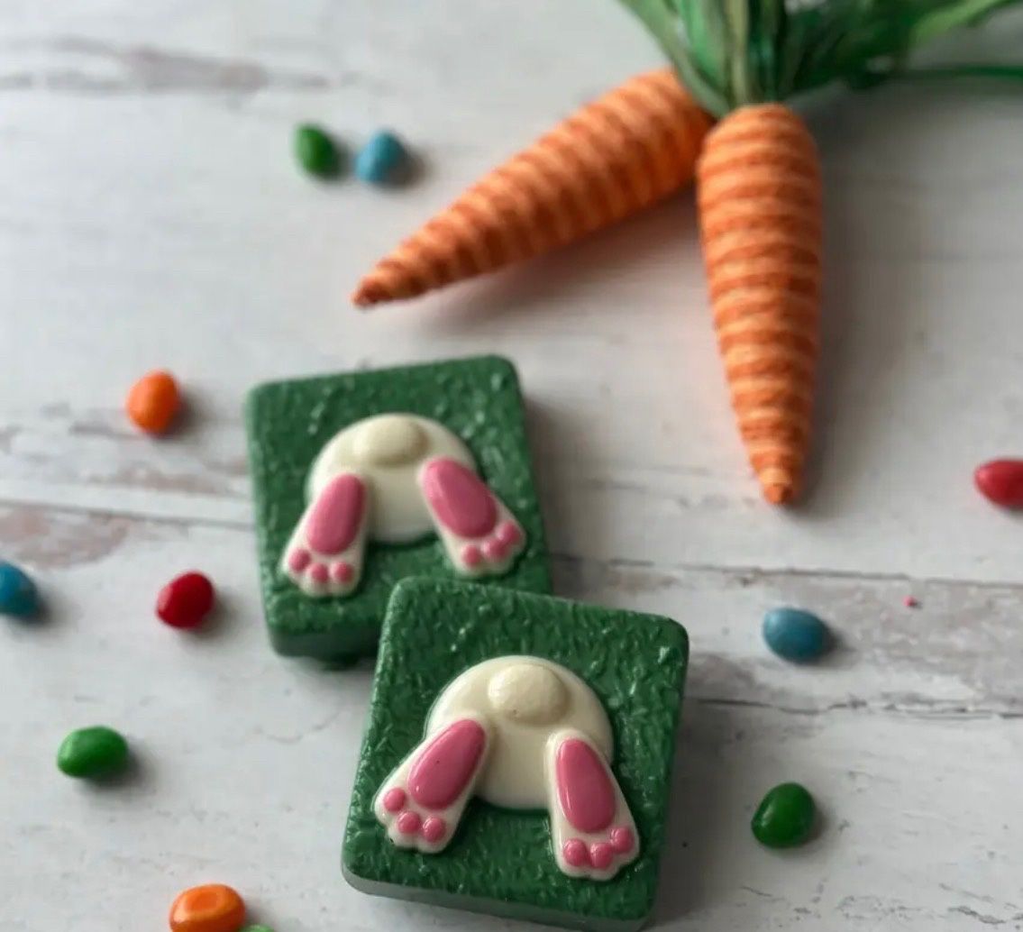 Bunny Butt Chocolate Covered Graham Crackers