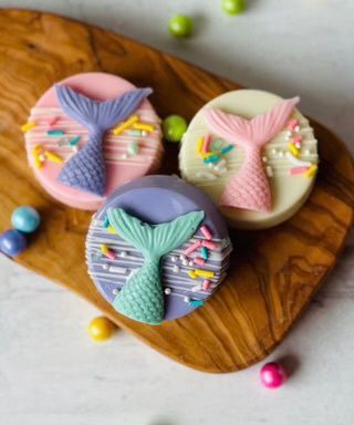 Mermaid Inspired Chocolate Covered Oreos