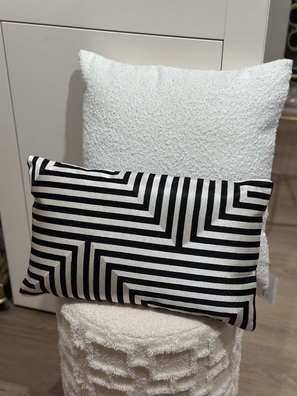 Kussen &#39;BLACK/WHITE&#39;
