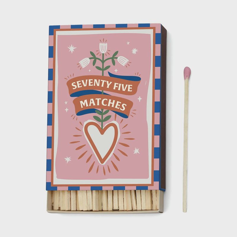 Lucifers in doosje 'Hearts'