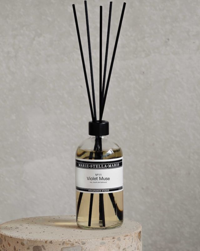 Fragrance Sticks No. 11 Violet Muse - 500 ml