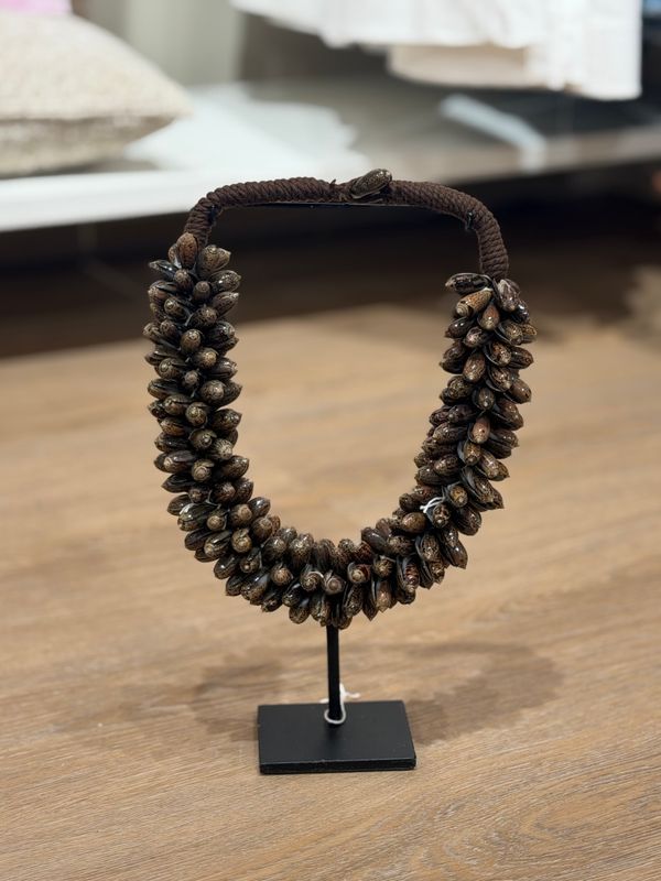Ornament 'Shell Necklace' | bruin