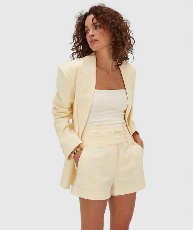 JV IRINA short - butter yellow