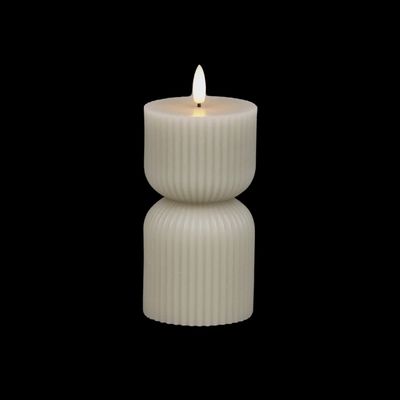 JUNOfires - Hoge ribbel LED-kaars maat M | beige