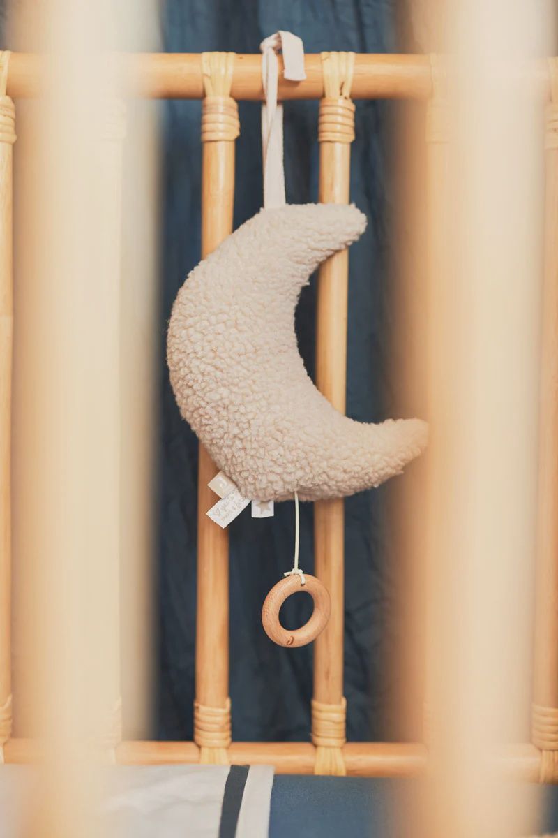 Muziekhanger Moon | nougat