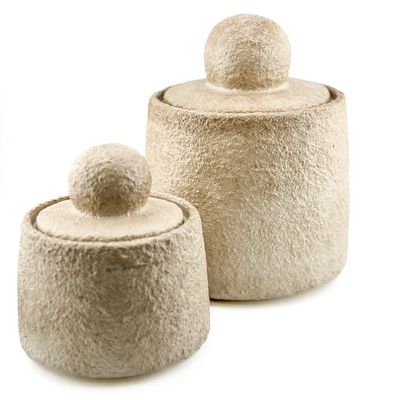 Aardewerk pot met deksel bol