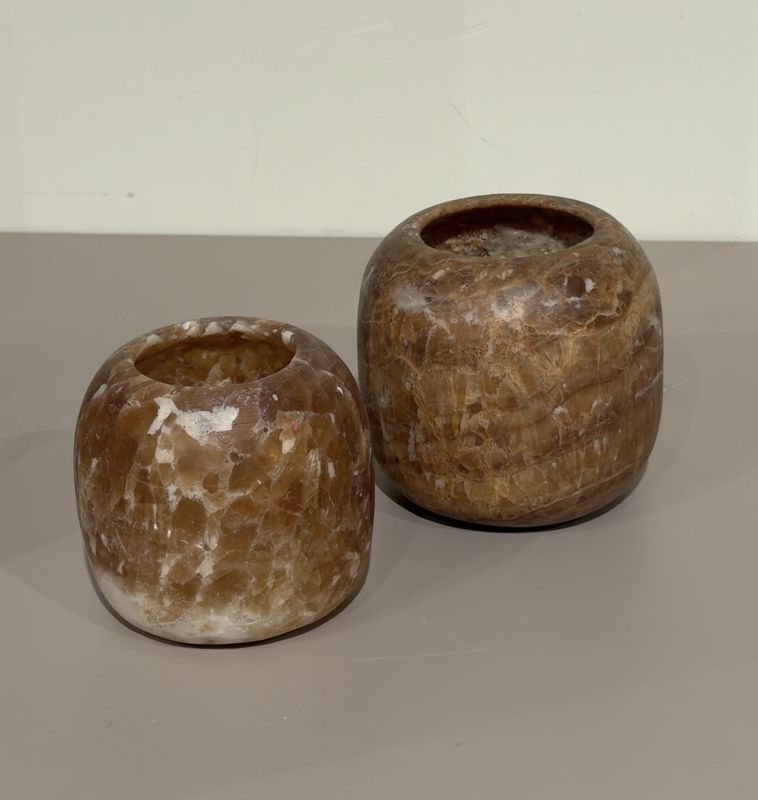 Alabaster waxinelichthouder rond | bruin
