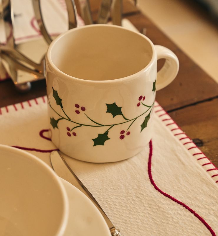 Mok Holly Tea