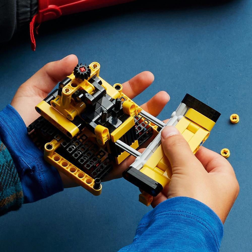 Lego Technic Heavy-duty Bulldozer 42163