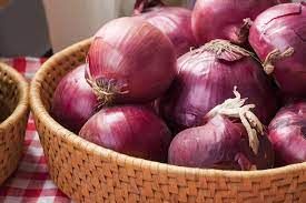 Red Onion 1 Piece / Cebolla Morada 1 Pieza