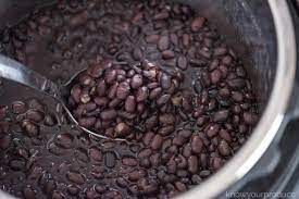 Beans black 1/2 Liter / Frijoles Negros Cocidos 1/2 Litro