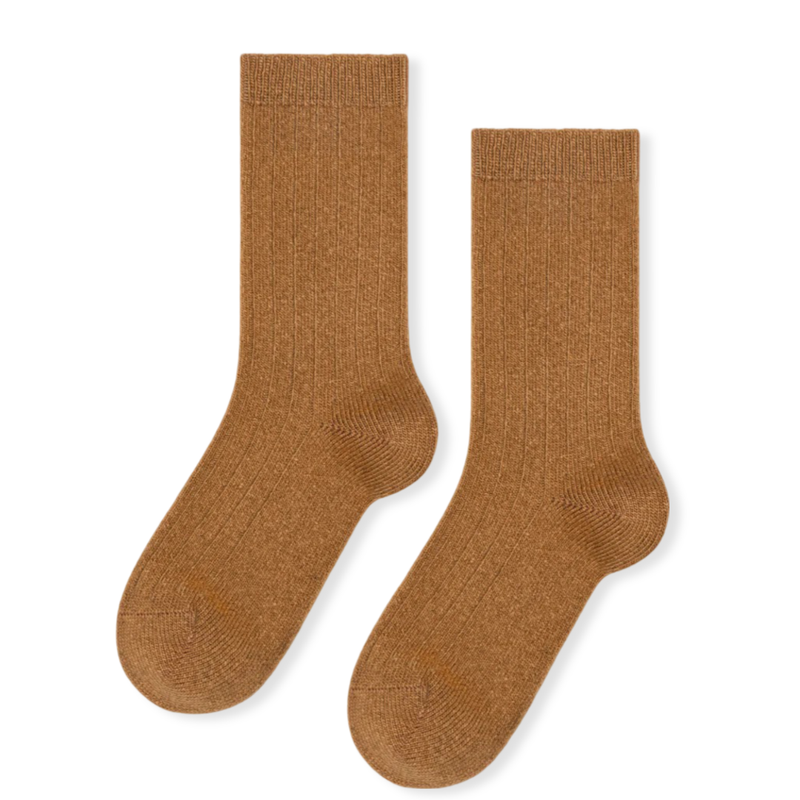 Hansel from Basel Italia Cashmere Cozy Crew (Camel)