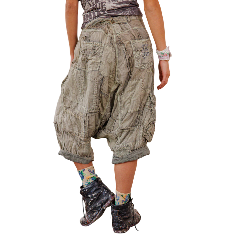 Magnolia Pearl Pants 788 (Peace)