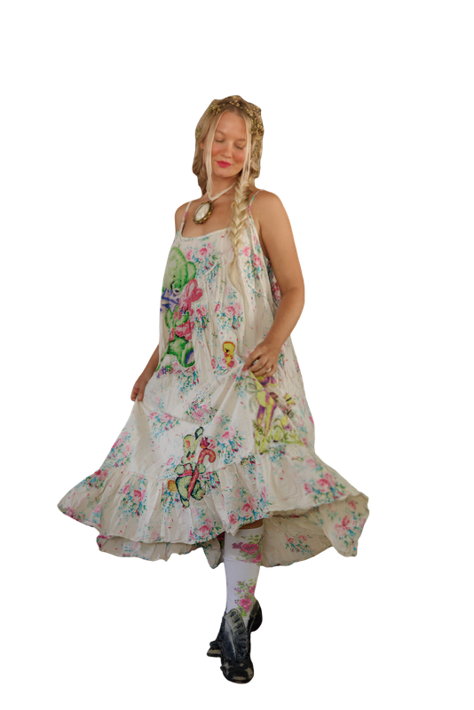 Magnolia Pearl Dress 1434 (Bed of Roses)
