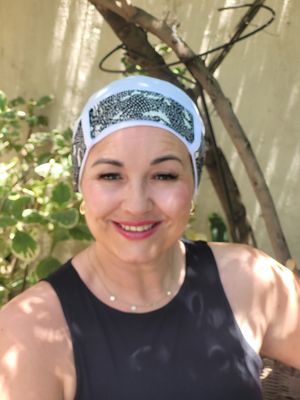 Carey Chemo Hat - White with black and white Ribbon