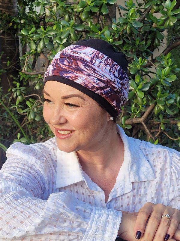 Black hat with Burgendy Marble Headband