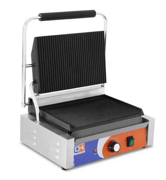 Grill de contacto mediano.