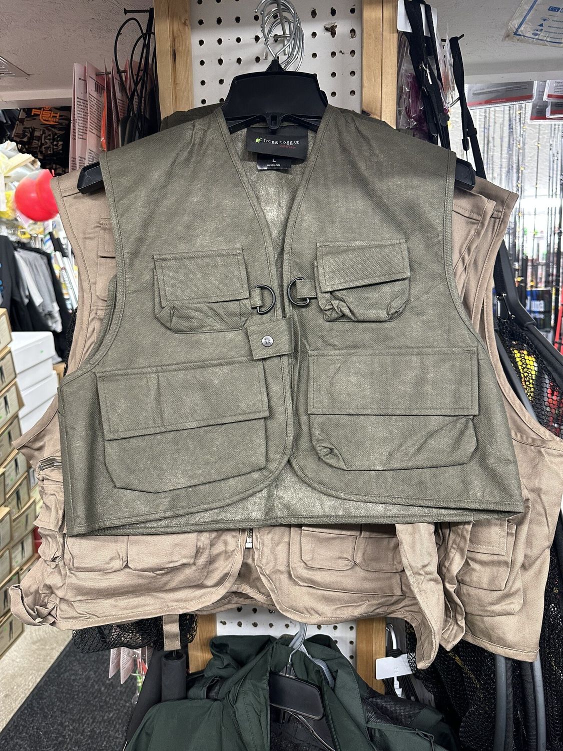 Fishing Vest, Size: YOUTH MEDIUM