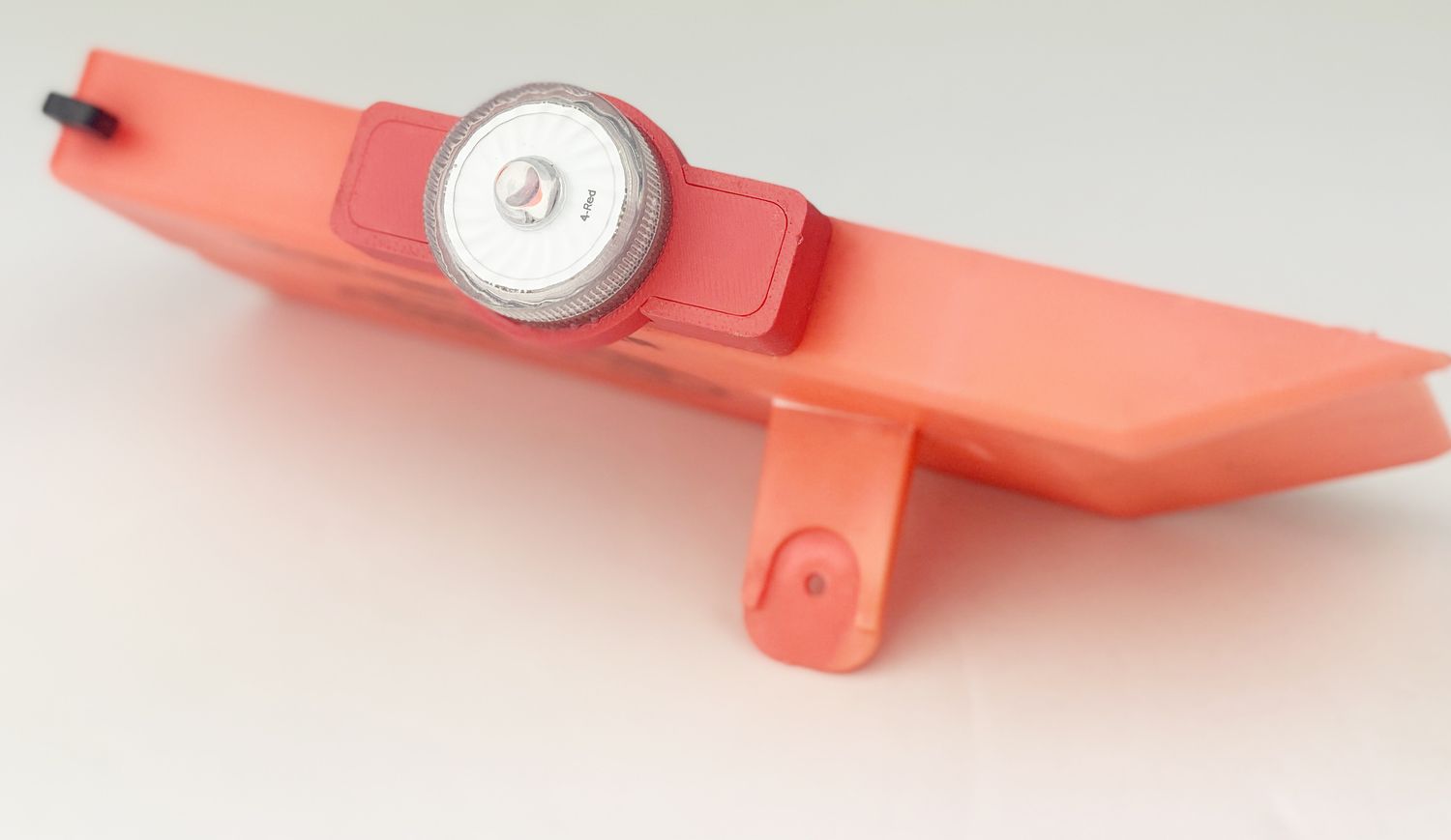 LAKE EFFECT MAGNETIC PLANER LIGHT RED