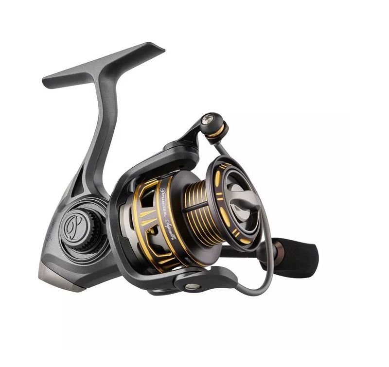 Supreme® XT Spinning Reel 30