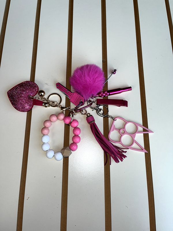 Women's self defense bracelet 12