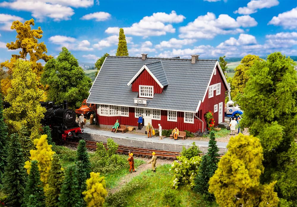 Faller 110160 - Zweeds station
