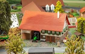 Faller 191744 - Grote boerderij woning