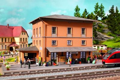 Noch 63004 - Bahnhof &quot;Tannau&quot;
