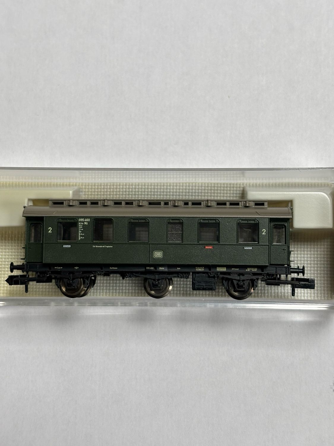 Fleischmann 8074 - Personenwagen 2. Klasse mit Traglastabteil K.P.E.V