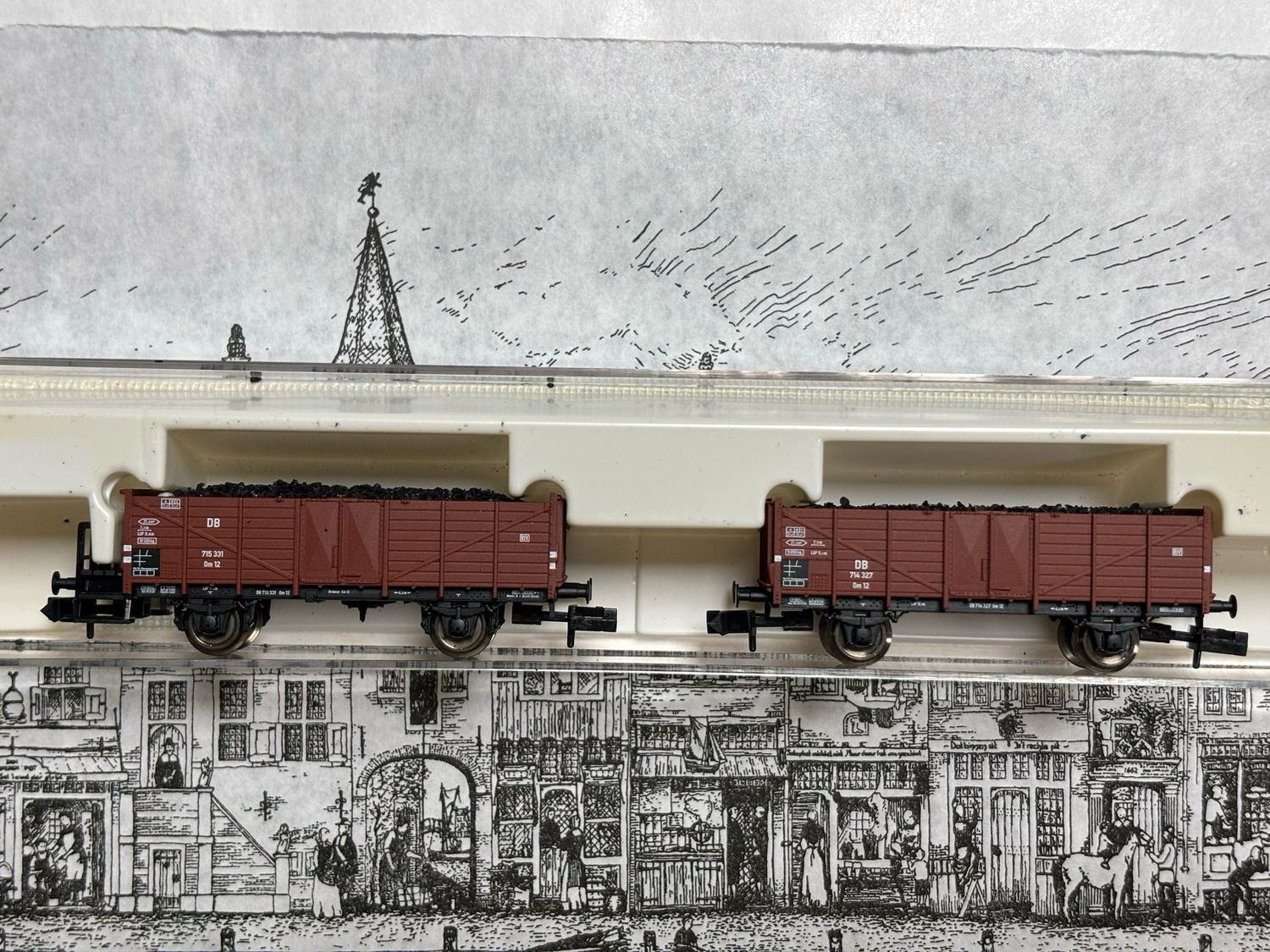 Fleischmann 82 8215 - Wagen-Set, mit zwei offenen Güterwagen mit echte Kohle