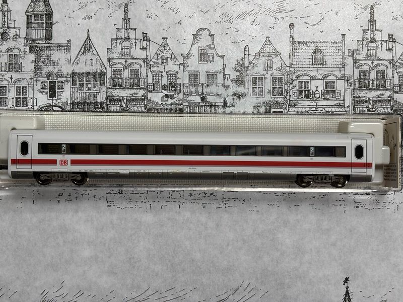 Fleischmann 7449 - ICE 1 Wagen 2. Klasse, Bauart Bvmz 802.6