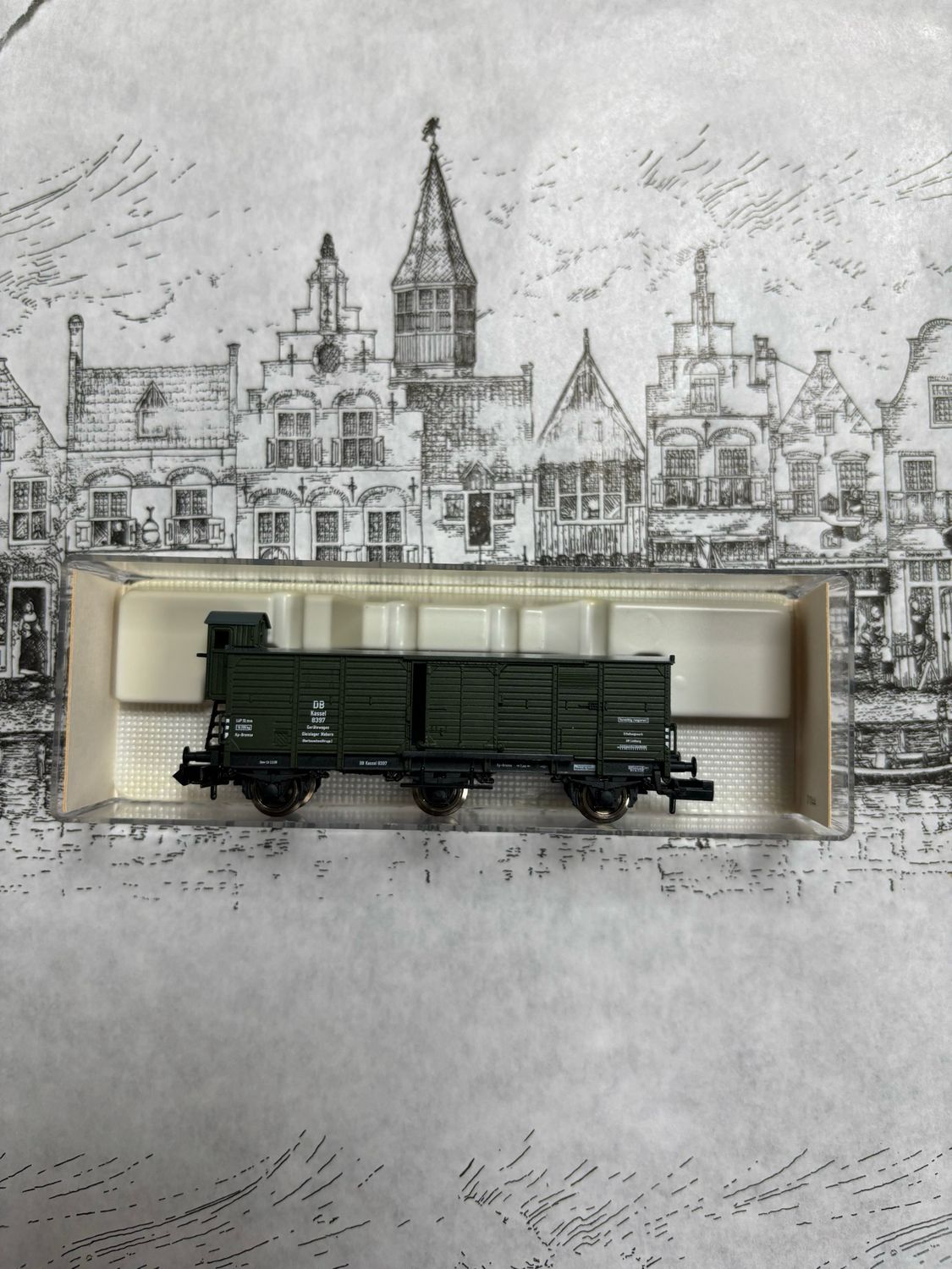 Fleischmann 84 8380 - Gerätewagen (Dienstgüterwagen) mit Brhs, 3-achsig, grün
