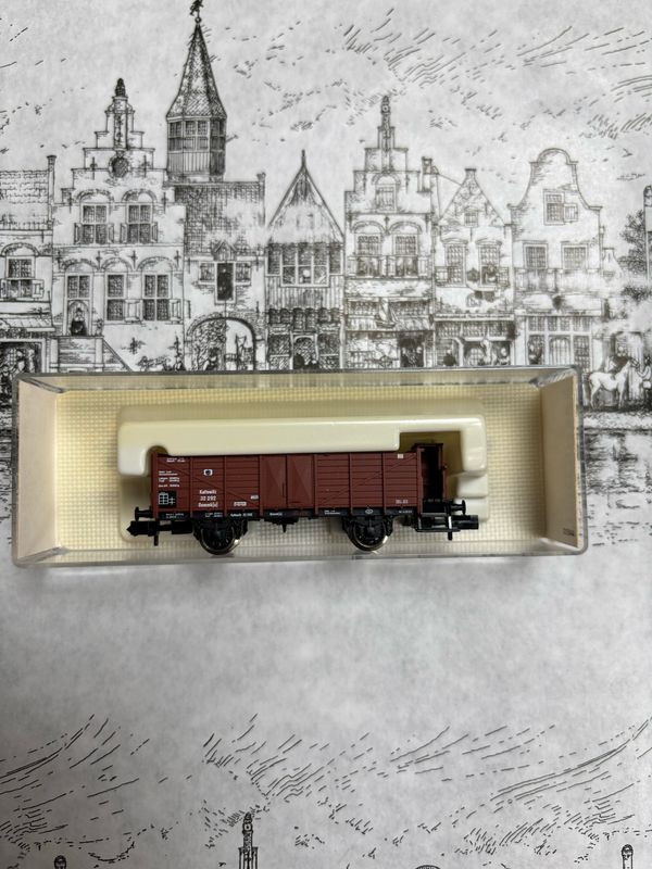 Fleischmann 85 8823 - Offener Güterwagen mit Brhs, Gattung Onmmk[u], 2-achsig, braun