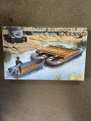 Shanghai Dragon 6135 - German Pontoon set 1:35