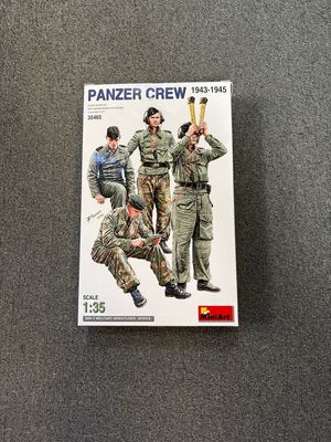 MiniArt 35465 - Panzer Crew 1943-1945 1:35