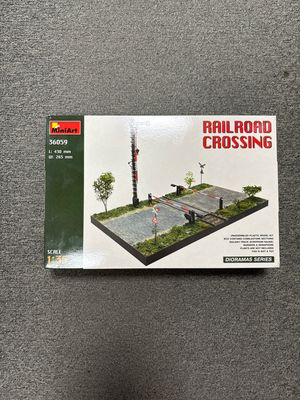 MiniArt 36059 - Railroad crossing 1:35