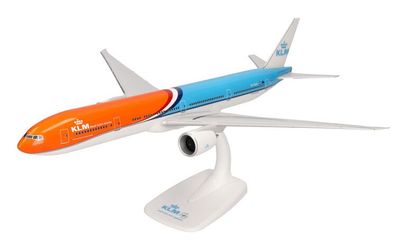 Herpa 614511 - Boeing 777-300 KLM &quot;Orange Pride&quot; 1/200