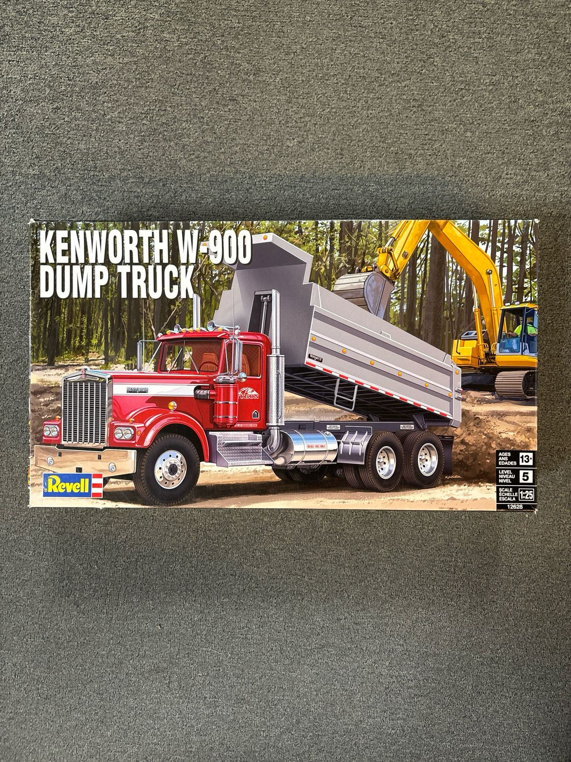 Revell 12628 - Kenworth W-900 Dump Truck 1:25