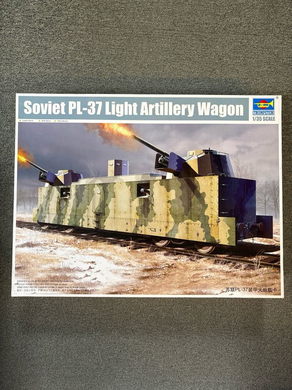 Trumpeter 00222 - SOV.PL-37 L.ART.WAGON1:35